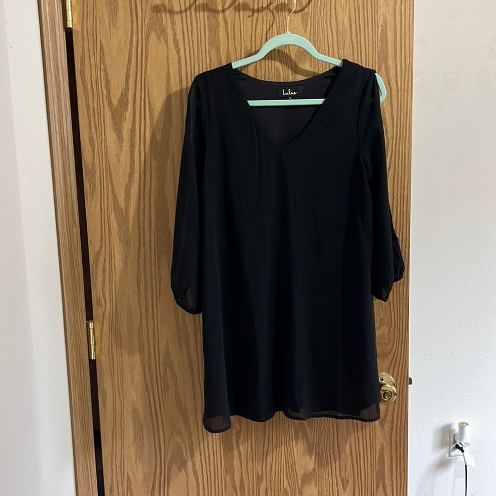 Open shoulder LuLus dress